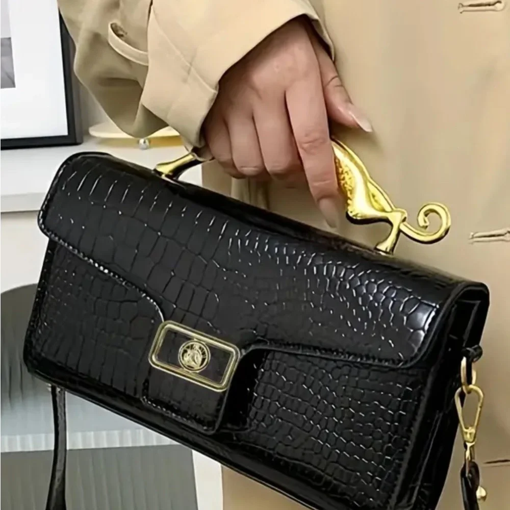 🎄🎁 Croc embossed cat handle purse Lanvin style